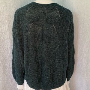 Anthropologie Forest Green Ribbed Knit
Crewneck Sweater Pullover. Size Small